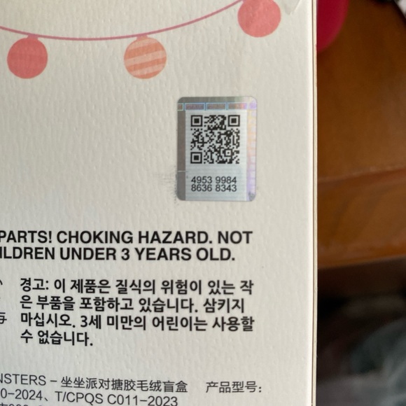 Popmart Have a Seat Labubu (Confirmed Zizi) - Picture 7 of 8